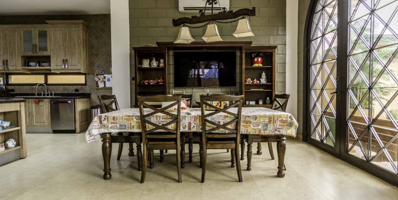 Casa en venta Urb. Portifino, Vía a la Costa GeoBienes - Casa en venta en la Urbanización Portofino, Vía a la Costa - Plusvalia Guayaquil Casas de venta y alquiler Inmobiliaria Ecuador