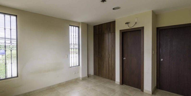 GeoBienes - Casa en venta Urb. Tornero, Vía Samborondón.  - Plusvalia Guayaquil Casas de venta y alquiler Inmobiliaria Ecuador