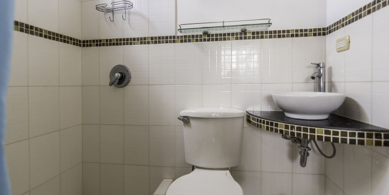 Casa en venta Urb. Villa Club, Vía Samborondón GeoBienes - Casa en venta Urb. Villa Club, Vía Samborondón - Plusvalia Guayaquil Casas de venta y alquiler Inmobiliaria Ecuador