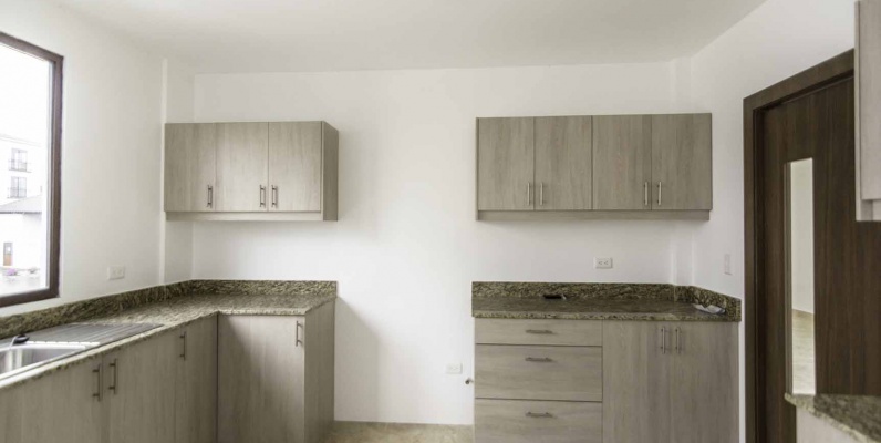 Casa en Venta Urb. Villas del Bosque - Vía a La Costa GeoBienes - Casa en Venta Urb. Villas del Bosque - Vía a La Costa - Plusvalia Guayaquil Casas de venta y alquiler Inmobiliaria Ecuador