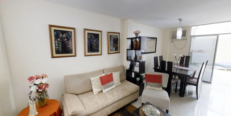 Casa en venta urbanización Cataluña GeoBienes - Casa en venta urbanización Cataluña vía Salitre - Samborondon - Plusvalia Guayaquil Casas de venta y alquiler Inmobiliaria Ecuador