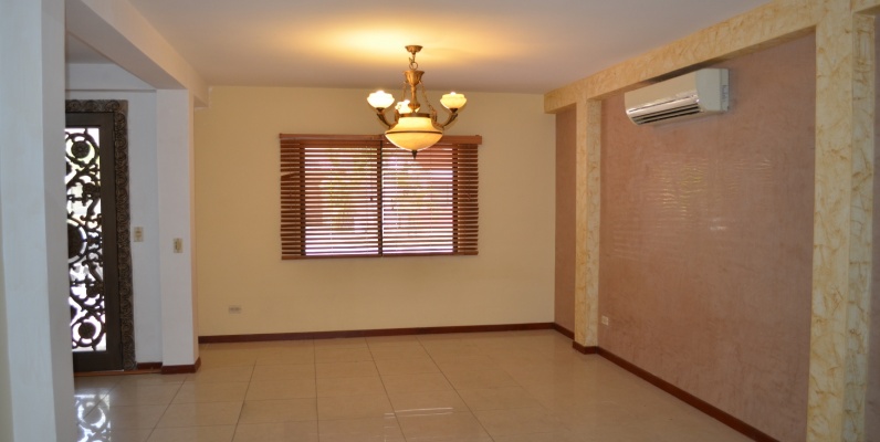 Casa en venta urbanización Ciudad Celeste etapa Estela GeoBienes - Casa en Alquiler urbanización Ciudad Celeste etapa Estela - Plusvalia Guayaquil Casas de venta y alquiler Inmobiliaria Ecuador