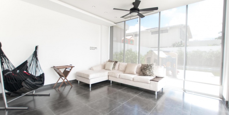 Casa en venta urbanizacion Laguna Club, vía a la Costa GeoBienes - Casa en venta urbanizacion Laguna Club, vía a la Costa - Plusvalia Guayaquil Casas de venta y alquiler Inmobiliaria Ecuador