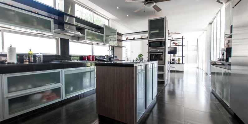 Casa en venta urbanizacion Laguna Club, vía a la Costa GeoBienes - Casa en venta urbanizacion Laguna Club, vía a la Costa - Plusvalia Guayaquil Casas de venta y alquiler Inmobiliaria Ecuador