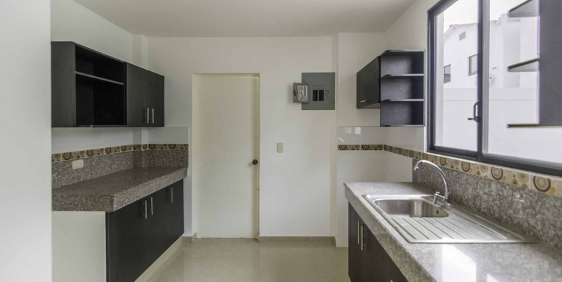 GeoBienes - Casa en Venta Urbanización Napoli - Vía Samborondón - Plusvalia Guayaquil Casas de venta y alquiler Inmobiliaria Ecuador