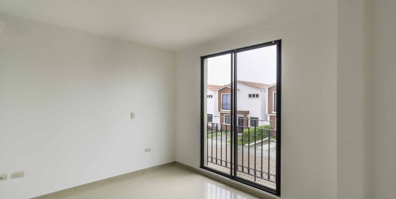 Casa en Venta Urbanización Napoli - Vía Samborondón GeoBienes - Casa en Venta Urbanización Napoli - Vía Samborondón - Plusvalia Guayaquil Casas de venta y alquiler Inmobiliaria Ecuador