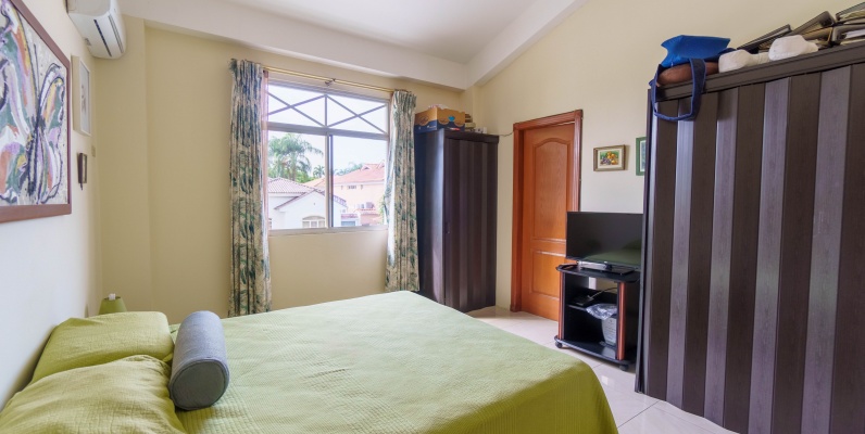 Casa en venta urbanización Rio Lindo, Samborondón GeoBienes - Casa en venta urbanización Rio Lindo, Samborondón - Plusvalia Guayaquil Casas de venta y alquiler Inmobiliaria Ecuador