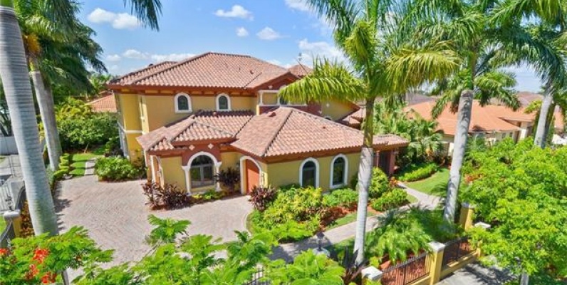 Casa en venta Vanderbilt-DORAL GeoBienes - Casa en venta Vanderbilt-DORAL - Plusvalia Guayaquil Casas de venta y alquiler Inmobiliaria Ecuador