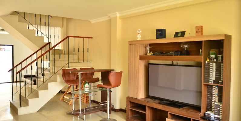 Casa en Venta Villa Club Etapa Estelar- Via Daule Samborondon GeoBienes - Casa en Venta Villa Club Etapa Estelar, Via Daule Samborondon - Plusvalia Guayaquil Casas de venta y alquiler Inmobiliaria Ecuador