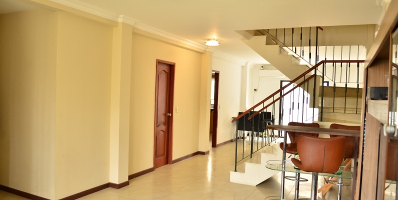 Casa en Venta Villa Club Etapa Estelar, Via Daule Samborondon GeoBienes - Casa en Venta Villa Club Etapa Estelar, Via Daule Samborondon - Plusvalia Guayaquil Casas de venta y alquiler Inmobiliaria Ecuador