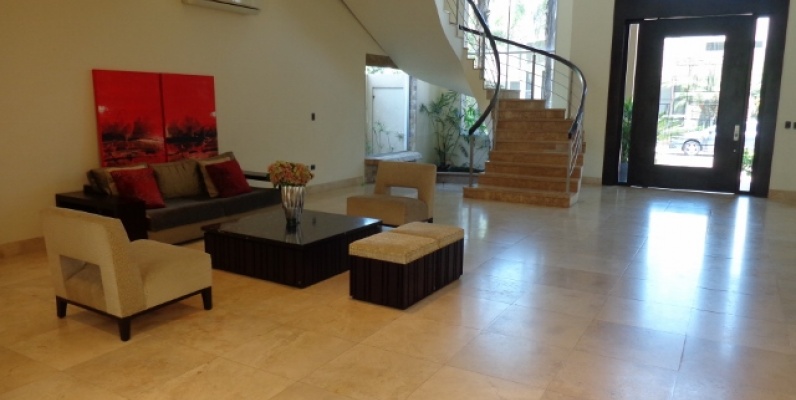 Casa Espectacular en Venta en Laguna del Sol, Samborondon GeoBienes - Casa Espectacular en Venta en Laguna del Sol, Samborondon - Plusvalia Guayaquil Casas de venta y alquiler Inmobiliaria Ecuador