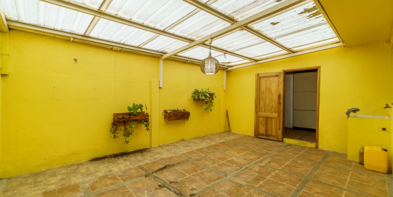 Casa esquinera en venta ubicada en Ciudadela Olimpo, Vía a la Costa GeoBienes - Casa esquinera en venta ubicada en Ciudadela Olimpo, Vía a la Costa - Plusvalia Guayaquil Casas de venta y alquiler Inmobiliaria Ecuador