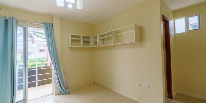 Casa esquinera en venta ubicada en Ciudadela Olimpo, Vía a la Costa GeoBienes - Casa esquinera en venta ubicada en Ciudadela Olimpo, Vía a la Costa - Plusvalia Guayaquil Casas de venta y alquiler Inmobiliaria Ecuador