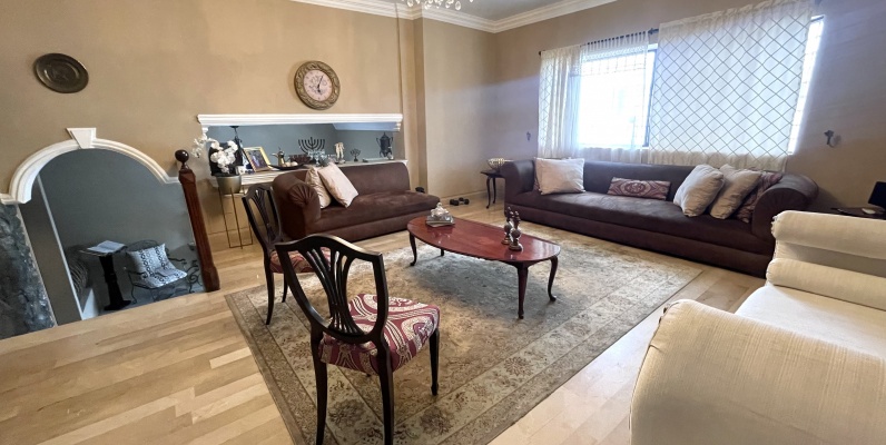 Casa para oficina en alquiler ubicada en Kennedy Norte GeoBienes - Casa para estudiantes en alquiler ubicada en Kennedy Norte (casa independiente) - Plusvalia Guayaquil Casas de venta y alquiler Inmobiliaria Ecuador