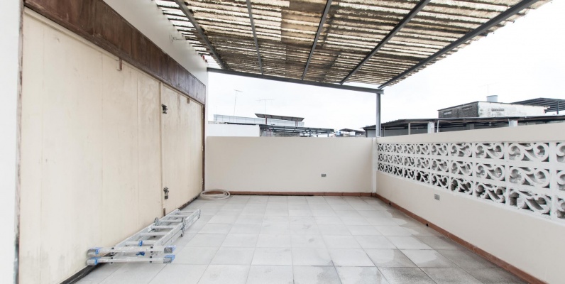 Casa rentera en venta ubicada en sauces 9, norte de Guayaquil GeoBienes - Casa rentera en venta ubicada en sauces 9, norte de Guayaquil - Plusvalia Guayaquil Casas de venta y alquiler Inmobiliaria Ecuador