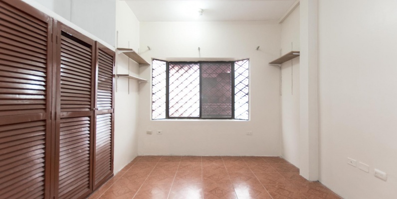 Casa rentera en venta ubicada en sauces 9, norte de Guayaquil GeoBienes - Casa rentera en venta ubicada en sauces 9, norte de Guayaquil - Plusvalia Guayaquil Casas de venta y alquiler Inmobiliaria Ecuador