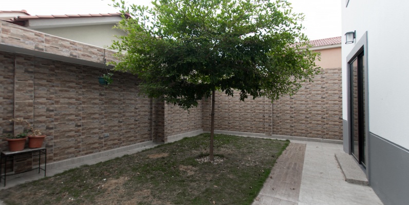 Casa semi amoblada en alquiler ubicada en Ciudad Celeste GeoBienes - Casa semi amoblada en alquiler ubicada en Ciudad Celeste - Plusvalia Guayaquil Casas de venta y alquiler Inmobiliaria Ecuador