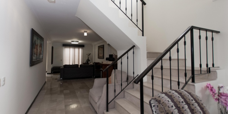 Casa semi amoblada en alquiler ubicada en Ciudad Celeste GeoBienes - Casa semi amoblada en alquiler ubicada en Ciudad Celeste - Plusvalia Guayaquil Casas de venta y alquiler Inmobiliaria Ecuador