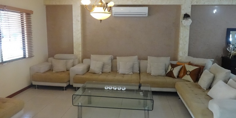 CIUDAD CELESTE, VENDO CASA AMOBLADA Y DECORADA GeoBienes - Ciudad Celeste en venta casa amoblada y decorada en Samborondón - Plusvalia Guayaquil Casas de venta y alquiler Inmobiliaria Ecuador
