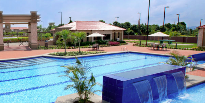 Ciudad Celeste Samborondon Casa en venta Guayaquil Ecuador GeoBienes - Ciudad Celeste Samborondon Casa en venta Guayaquil Ecuador - Plusvalia Guayaquil Casas de venta y alquiler Inmobiliaria Ecuador