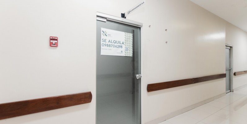 Consultorio clínico amoblado en alquiler ubicado en Clinica Kennedy, junto a Policentro GeoBienes - Consultorio clínico amoblado en alquiler ubicado en Clinica Kennedy, junto a Policentro - Plusvalia Guayaquil Casas de venta y alquiler Inmobiliaria Ecuador