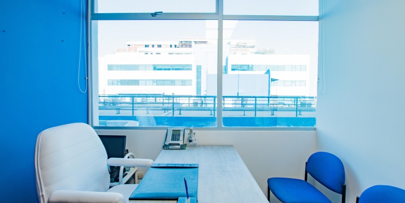 Consultorio médico en venta ubicado en el Edificio Torre Médica II GeoBienes - Consultorio médico en venta ubicado en el Edificio Torre Médica II - Plusvalia Guayaquil Casas de venta y alquiler Inmobiliaria Ecuador
