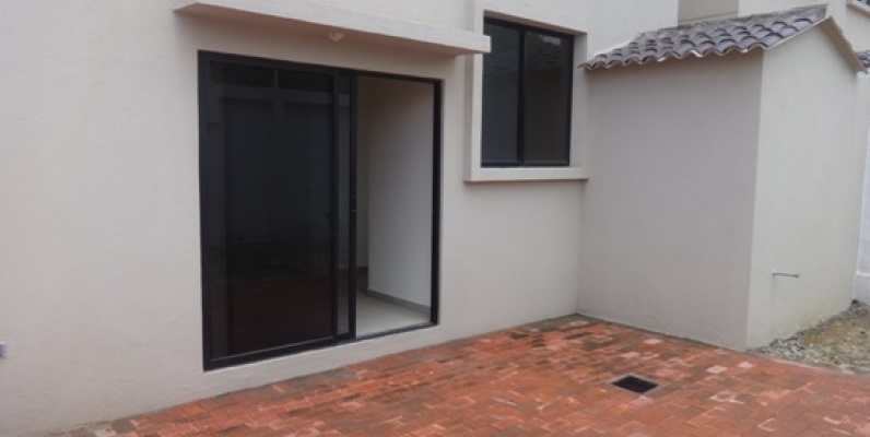 De Estreno! Casa en venta Bosques de la costa. Via a la costa Guayaquil GeoBienes - De Estreno! Casa en venta Bosques de la costa. Via a la costa Guayaquil - Plusvalia Guayaquil Casas de venta y alquiler Inmobiliaria Ecuador