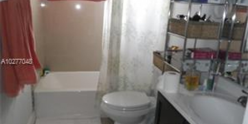 Departamento a la Venta en MIAMI-Fontainebleu GeoBienes - Departamento a la Venta en MIAMI-Fontainebleu - Plusvalia Guayaquil Casas de venta y alquiler Inmobiliaria Ecuador
