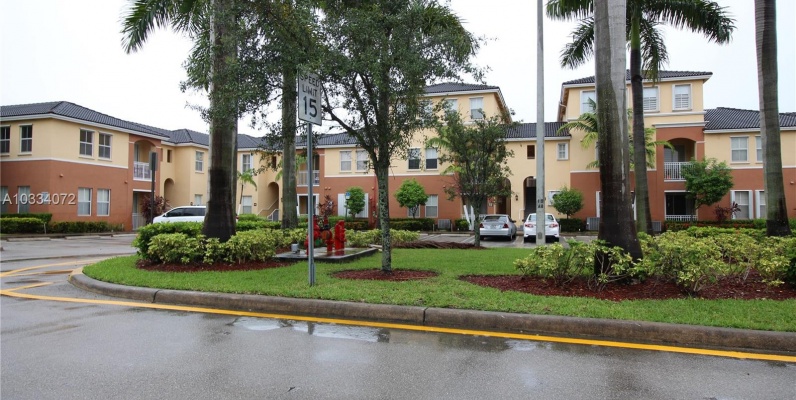 GeoBienes - Departamento a la Venta en MIAMI_Fontainebleau Area - Plusvalia Guayaquil Casas de venta y alquiler Inmobiliaria Ecuador