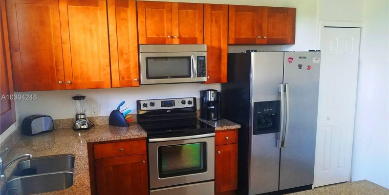 Departamento a la Venta en Miami_Las Sevillas GeoBienes - Departamento a la Venta en Las Sevillas Miami Florida - Plusvalia Guayaquil Casas de venta y alquiler Inmobiliaria Ecuador