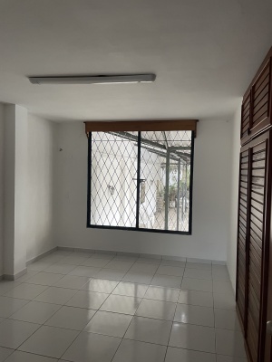 GeoBienes - Departamento en alquiler ubicado en Urdesa - Plusvalia Guayaquil Casas de venta y alquiler Inmobiliaria Ecuador