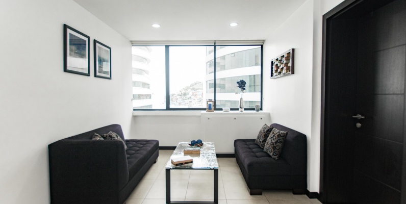 Departamento amoblado en alquiler - Ed. Torres Bellini II, Puerto Santa Ana GeoBienes - Departamento amoblado en alquiler - Ed. Torres Bellini II, Puerto Santa Ana - Plusvalia Guayaquil Casas de venta y alquiler Inmobiliaria Ecuador