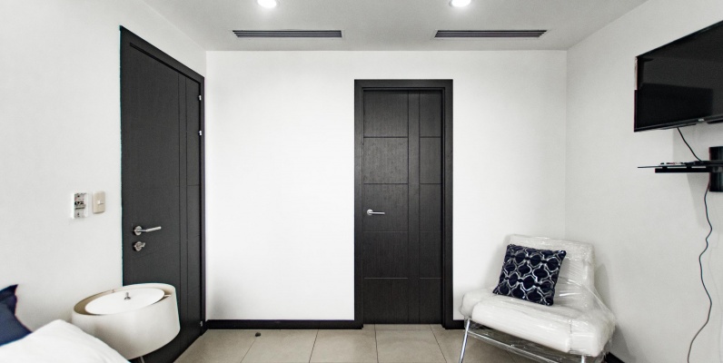 Departamento amoblado en alquiler - Ed. Torres Bellini II, Puerto Santa Ana GeoBienes - Departamento amoblado en alquiler - Ed. Torres Bellini II, Puerto Santa Ana - Plusvalia Guayaquil Casas de venta y alquiler Inmobiliaria Ecuador