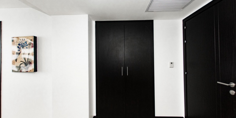 Departamento amoblado en alquiler - Ed. Torres Bellini II, Puerto Santa Ana GeoBienes - Departamento amoblado en alquiler - Ed. Torres Bellini II, Puerto Santa Ana - Plusvalia Guayaquil Casas de venta y alquiler Inmobiliaria Ecuador