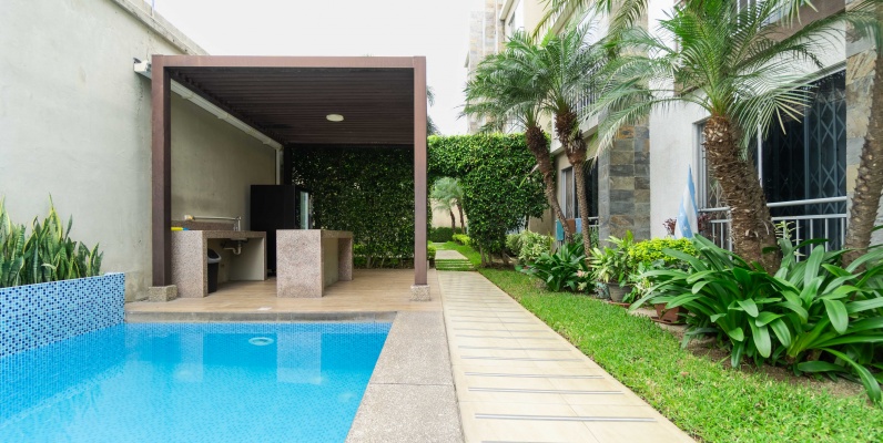 Departamento amoblado en alquiler en Condominio Victoria, Ceibos GeoBienes - Departamento amoblado en alquiler en Condominio Victoria, Ceibos - Plusvalia Guayaquil Casas de venta y alquiler Inmobiliaria Ecuador