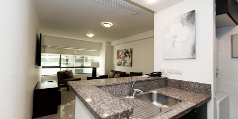 Departamento amoblado en alquiler en Torre del Sol, norte de Guayaquil GeoBienes - Departamento amoblado en alquiler en Torre del Sol, norte de Guayaquil - Plusvalia Guayaquil Casas de venta y alquiler Inmobiliaria Ecuador