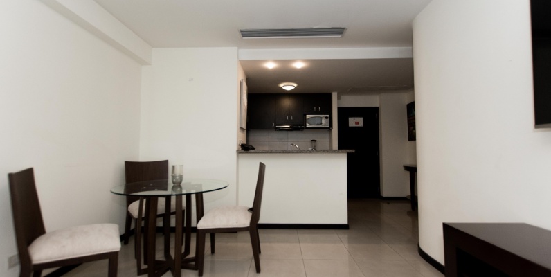 Departamento amoblado en alquiler en Torre del Sol, norte de Guayaquil GeoBienes - Departamento amoblado en alquiler en Torre del Sol, norte de Guayaquil - Plusvalia Guayaquil Casas de venta y alquiler Inmobiliaria Ecuador