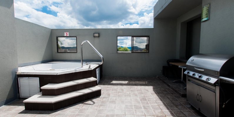Departamento amoblado en alquiler en Torre del Sol, norte de Guayaquil GeoBienes - Departamento amoblado en alquiler en Torre del Sol, norte de Guayaquil - Plusvalia Guayaquil Casas de venta y alquiler Inmobiliaria Ecuador