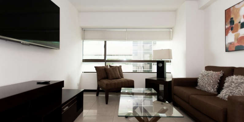 Departamento amoblado en alquiler en Torre del Sol, norte de Guayaquil GeoBienes - Departamento amoblado en alquiler en Torre del Sol, norte de Guayaquil - Plusvalia Guayaquil Casas de venta y alquiler Inmobiliaria Ecuador