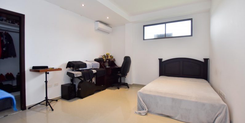 Departamento amoblado en alquiler en urbanización Puerto Azul GeoBienes - Departamento en alquiler en urbanización Puerto Azul - Plusvalia Guayaquil Casas de venta y alquiler Inmobiliaria Ecuador