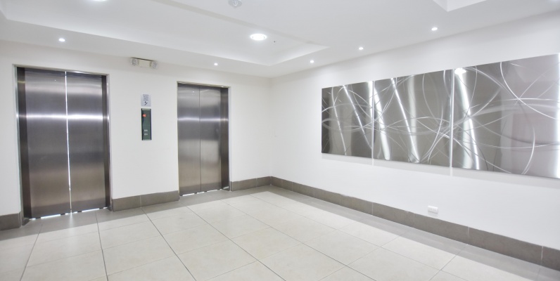 Departamento amoblado en alquiler ubicado en el Edificio Quo Luxury Apartments GeoBienes - Departamento amoblado en alquiler ubicado en el Edificio Quo Luxury Apartments - Plusvalia Guayaquil Casas de venta y alquiler Inmobiliaria Ecuador