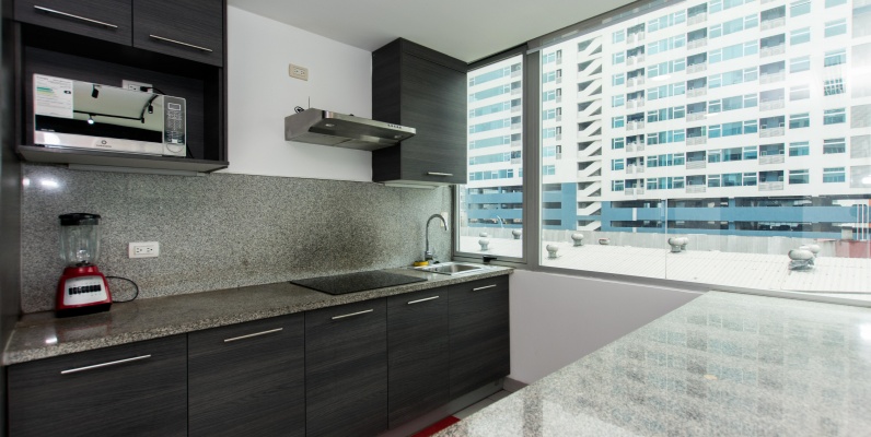 Departamento amoblado en alquiler ubicado en el Edificio Quo Luxury Apartments GeoBienes - Departamento amoblado en alquiler ubicado en el Edificio Quo Luxury Apartments - Plusvalia Guayaquil Casas de venta y alquiler Inmobiliaria Ecuador