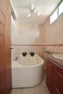Departamento amoblado en alquiler ubicado en Santa Cecilia GeoBienes - Departamento amoblado en alquiler ubicado en Santa Cecilia - Plusvalia Guayaquil Casas de venta y alquiler Inmobiliaria Ecuador