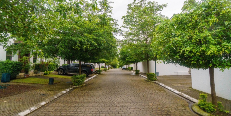 Departamento con ascensor en alquiler ubicado en Villas del Bosque, Vía a la Costa GeoBienes - Departamento con ascensor en alquiler ubicado en Villas del Bosque, Vía a la Costa - Plusvalia Guayaquil Casas de venta y alquiler Inmobiliaria Ecuador