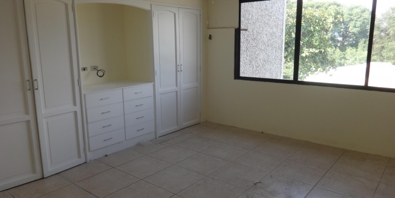 Departamento de venta en Urdesa Norte, Guayaquil GeoBienes - Departamento de venta en Urdesa Norte, Guayaquil - Plusvalia Guayaquil Casas de venta y alquiler Inmobiliaria Ecuador