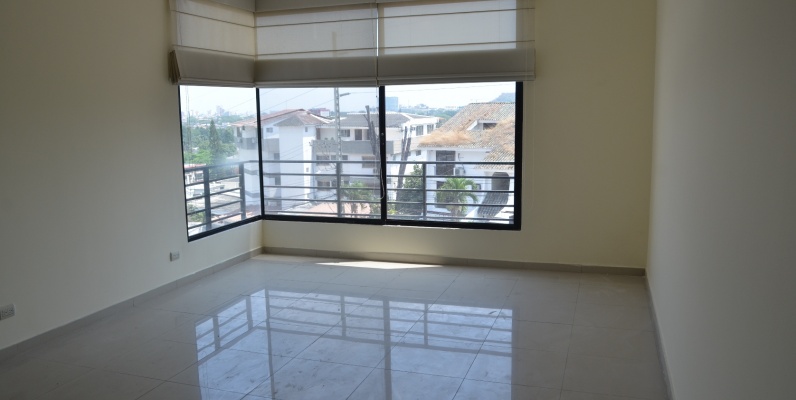 GeoBienes - Departamento en alquiler Edificio Alto Mirador Urdesa  - Plusvalia Guayaquil Casas de venta y alquiler Inmobiliaria Ecuador