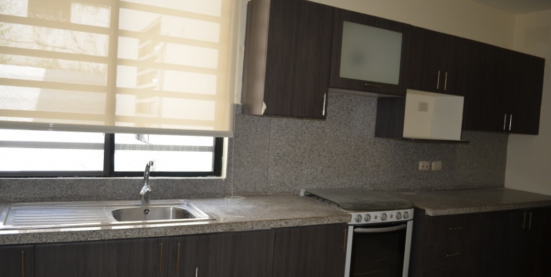 Departamento en alquiler Edificio Alto Mirador Urdesa GeoBienes - Departamento en alquiler Edificio Alto Mirador Urdesa - Plusvalia Guayaquil Casas de venta y alquiler Inmobiliaria Ecuador