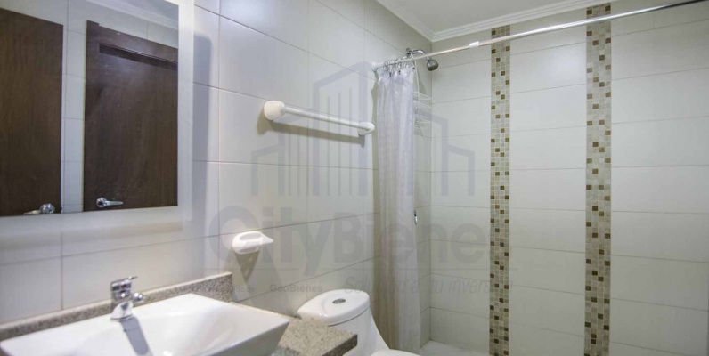 Departamento en Alquiler Edificio Riverfront 1, Centro de Guayaquil GeoBienes - Departamento en Alquiler Edificio Riverfront 1, Centro de Guayaquil - Plusvalia Guayaquil Casas de venta y alquiler Inmobiliaria Ecuador