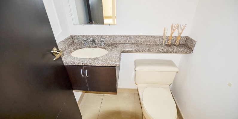 Departamento en alquiler en Central Park sector Samborondon GeoBienes - Departamento en alquiler en Central Park sector Samborondon - Plusvalia Guayaquil Casas de venta y alquiler Inmobiliaria Ecuador