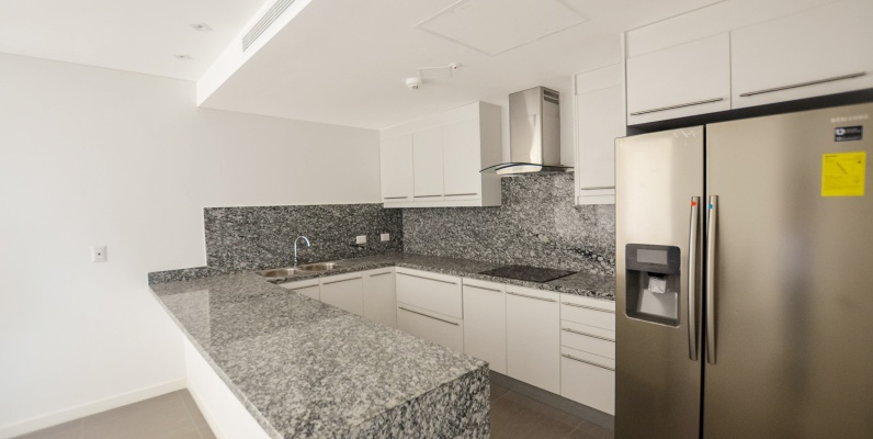 Departamento en alquiler en edificio Spazio sector centro de Guayaquil GeoBienes - Departamento en alquiler en edificio Spazio Puerto Santa Ana Guayaquil - Plusvalia Guayaquil Casas de venta y alquiler Inmobiliaria Ecuador